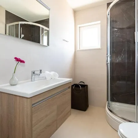 Apartmán Vitality Mariante - Free Kajaks, Sauna Komolac